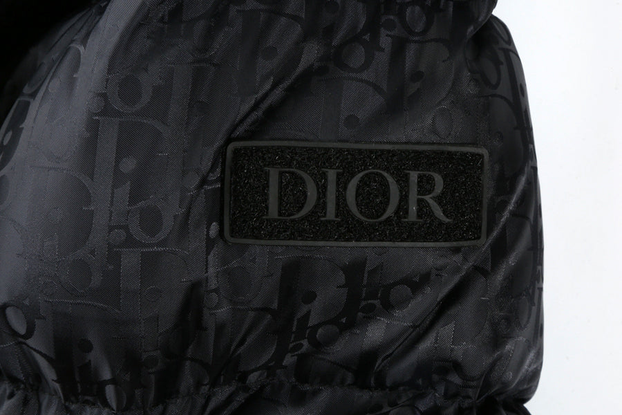 DIOR PUFFER BLACK LOGO